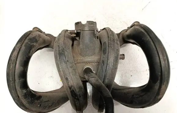 Toyota Yaris Intake manifold
