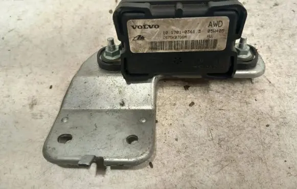 Volvo V70 ESP acceleration yaw rate sensor 10170103613