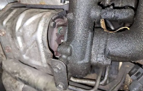 Nissan Almera N16 Turbo sndi538388 144115m300