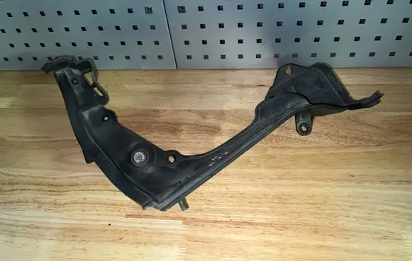 BMW X5 E53 Other engine bay part 8408769 51718408769