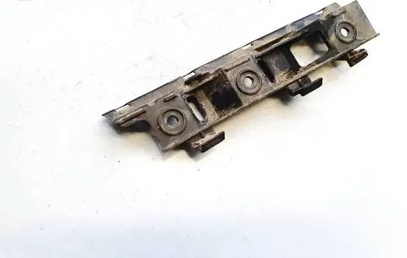 Volkswagen PASSAT B6 Front bumper mounting bracket 3c0807183