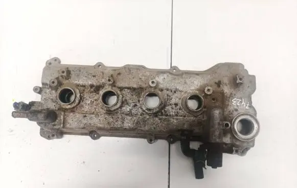 Nissan Primera Rocker cam cover 