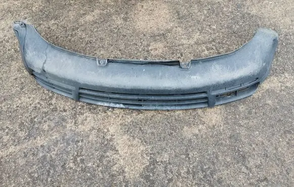 Audi A3 S3 8L Front bumper lip 8L0807110