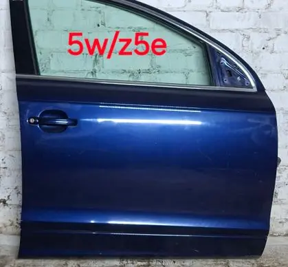 Audi Q7 4L Front door