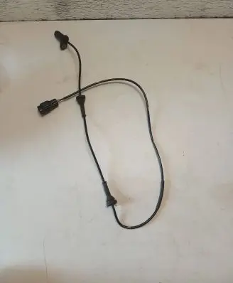 Volvo XC70 ABS brake wheel speed sensor 30773738