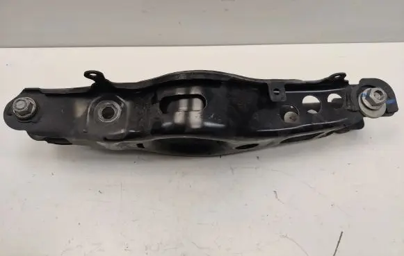 Chevrolet Camaro Rear upper control arm/wishbone 23282356LH 23282356