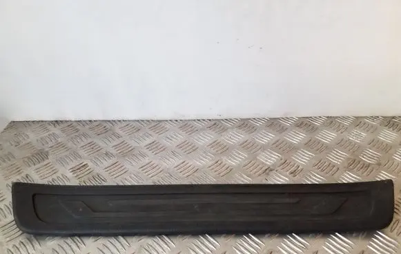 KIA Sorento Front sill trim cover 858812P000