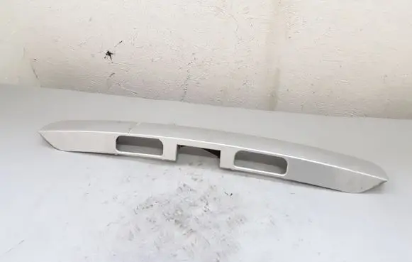 Peugeot 5008 Trunk door license plate light bar 9684414777