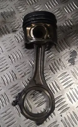 Audi A6 S6 C6 4F Piston with connecting rod 059aa