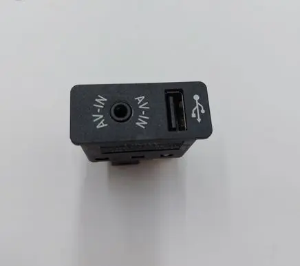Mini Cooper Countryman R60 USB socket connector 9230248