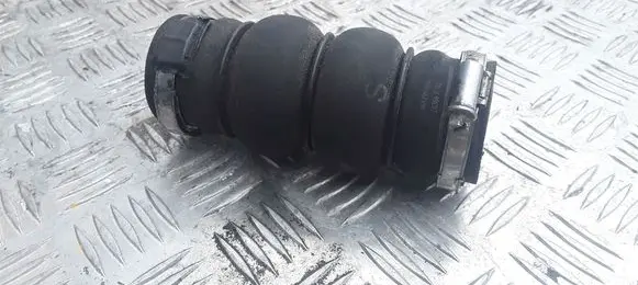 Peugeot 308 Intercooler hose/pipe 9684994080