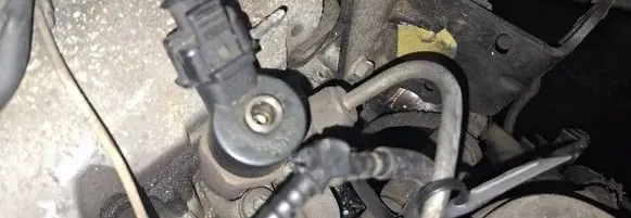 Fuel injector