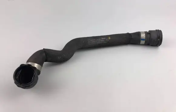 Mercedes-Benz C W205 Engine coolant pipe/hose A2055014784