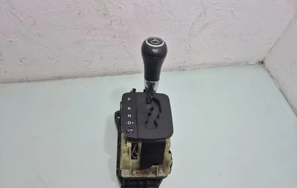 Mercedes-Benz B W245 Gear shifter/selector 1693701009