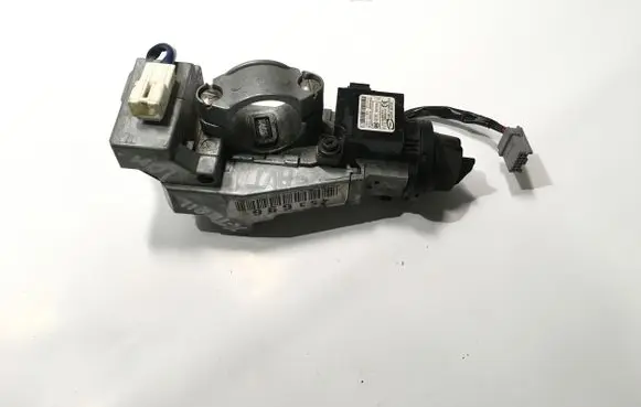 Nissan X-Trail T31 Ignition lock 216697757 A7137F153 RLPD1040130