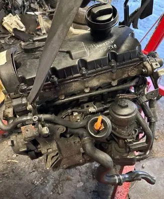 Volkswagen Golf V Engine