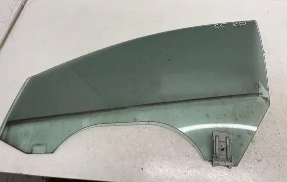 Volkswagen PASSAT CC Front door window glass four-door 3C8845201A