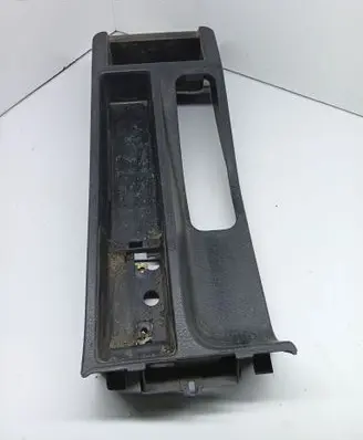 BMW 3 E36 Other center console (tunnel) element 8119239