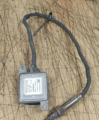 Mercedes-Benz E W213 Lambda probe sensor A0009050108