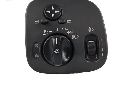 Mercedes-Benz C W203 Light switch A2035450604