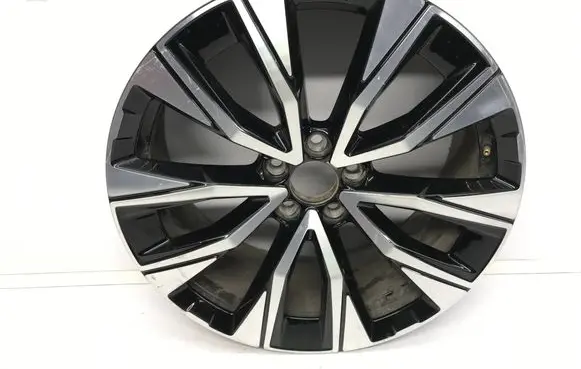 Volvo XC60 R19 alloy rim 32243399