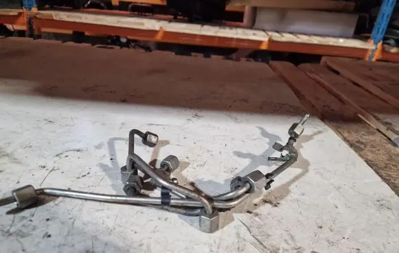Audi A5 8T 8F Fuel main line pipe