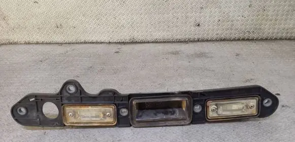 Volkswagen Jetta V Trunk door license plate light bar