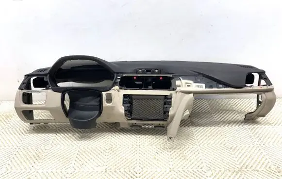 BMW 3 F30 F35 F31 Dashboard 9218490