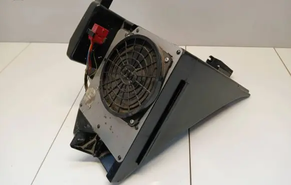 Audi A3 S3 8L Subwoofer speaker 8L0035381 4221143 4913410296