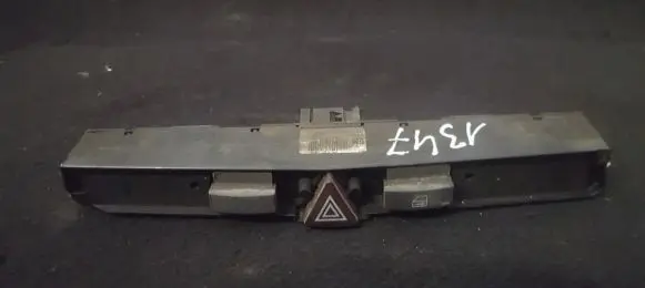 Opel Astra H Hazard light switch 13100105xf 0320