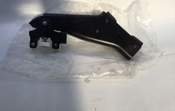 Volkswagen Caddy Sliding door upper top rail 2K7843397B