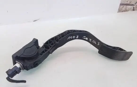 Peugeot 1007 Accelerator throttle pedal