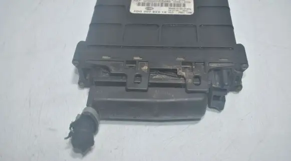 Skoda Octavia Mk2 (1Z) Gearbox control unit/module 01M927733HR