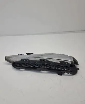 Jaguar XF Front bumper lower grill 8X2315K232BC