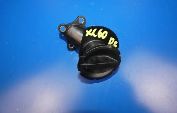 Volvo XC60 Oil filler cap 31330189 6810SS1S