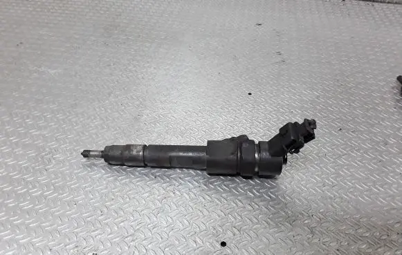 Renault Laguna II Fuel injector 7700111014 0445110021