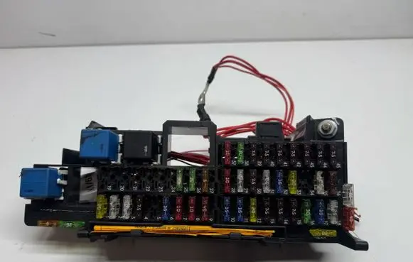 Mercedes-Benz Vaneo W414 Fuse box set A1685453340