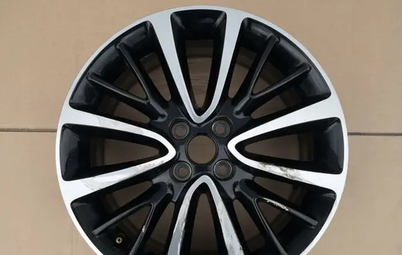 Opel Corsa E R17 alloy rim AA3P13402972