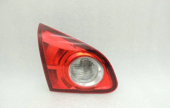 Nissan Qashqai Tailgate rear/tail lights 26555JD800 26555-JD800 26559JD85A