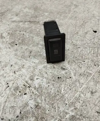 Toyota Avensis T250 Windscreen/window heater switch 153261