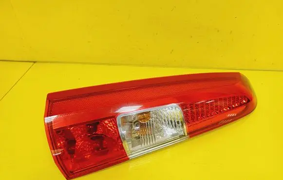 Volvo XC70 Rear/tail lights