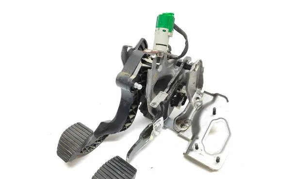 Citroen C3 Aircross Pedal assembly 9807334080 3376390