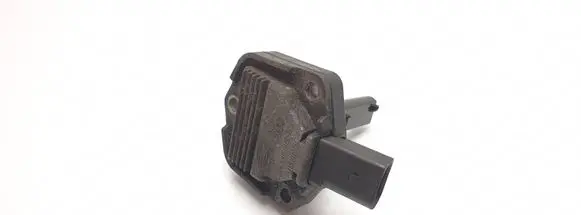 Volkswagen PASSAT B5.5 Oil level sensor 1J0907660B