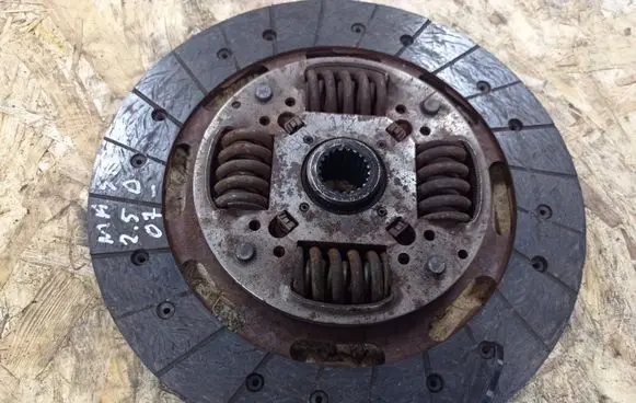 Renault Master II Clutch pressure plate 8200900112