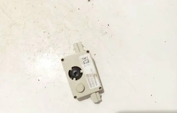 BMW 3 E90 E91 Antenna control unit 699009005 6990090-05