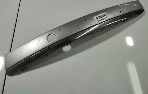 Audi A8 S8 D3 4E Front bumper splitter molding 4E0807223