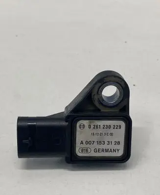 Mercedes-Benz GL X164 Sensor A0071533128