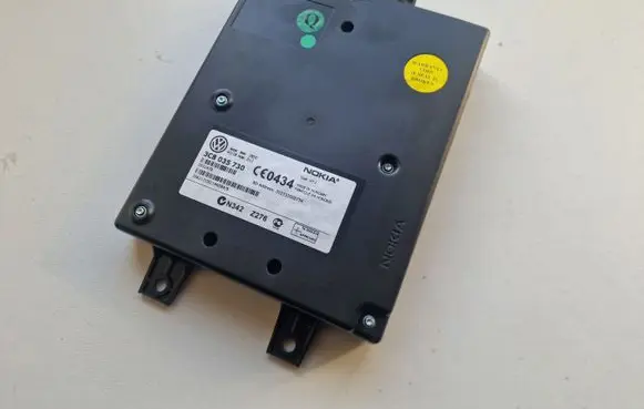 Volkswagen Touran I Bluetooth control unit module 3C8035730