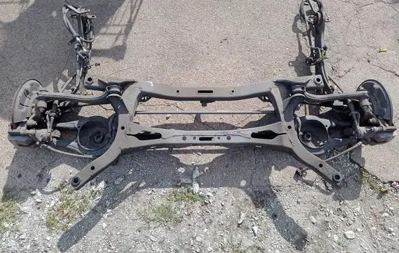 Hyundai i30 Rear beam 