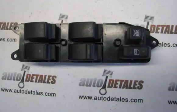 Toyota Corolla Verso AR10 Electric window control switch 848200F010